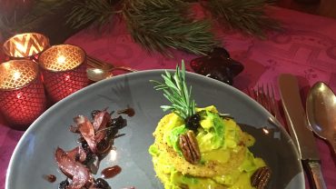 Rosmarin Polenta Millefeuille mit Rahmwirsing